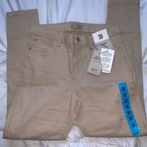 Women’s primary skinny mid rise beige jeans